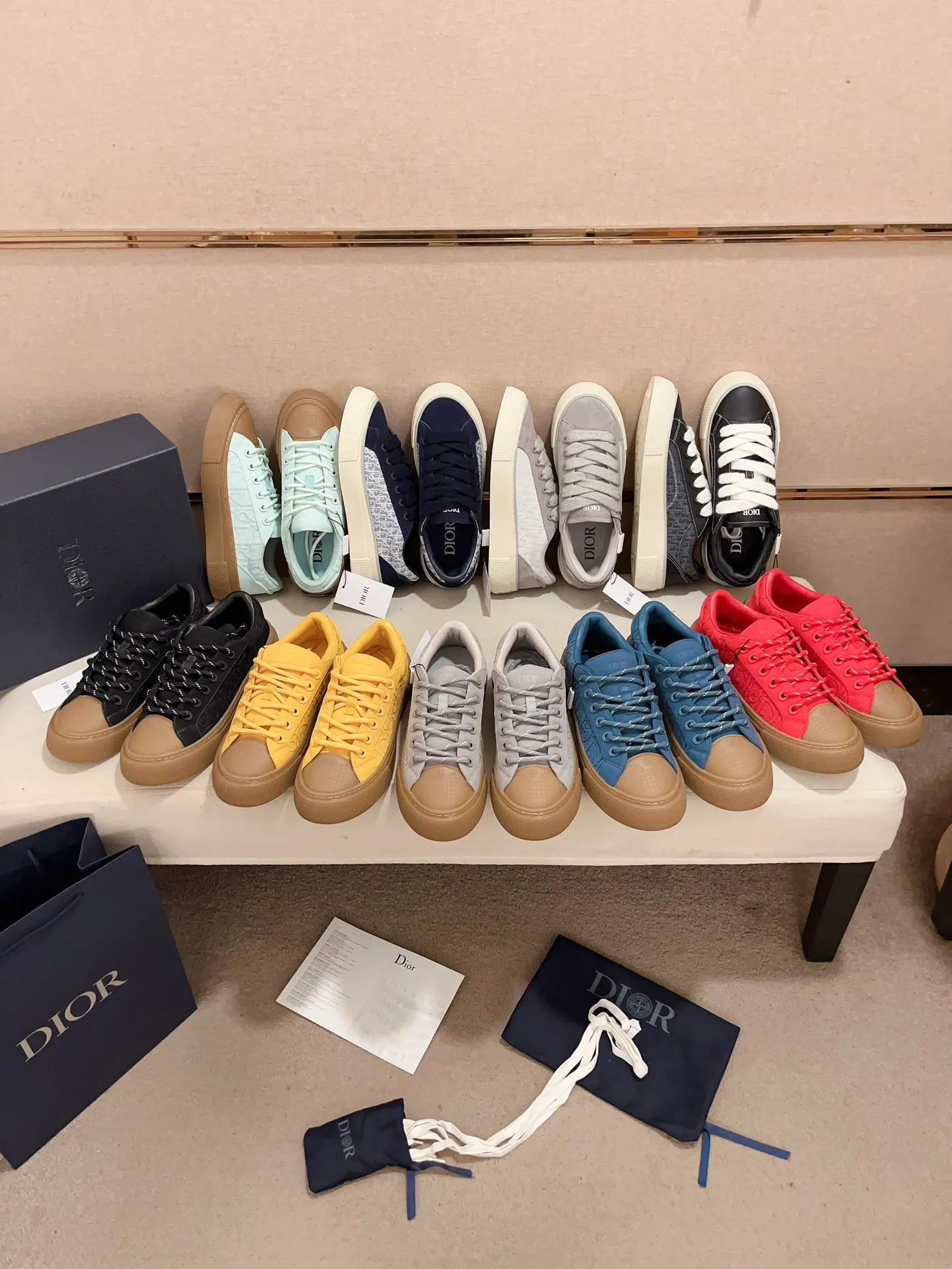 Men's shoes 💰: 640💰[Dior·Dior] Top 🔍Couple model💏🔍New casual sports style couple shoes, new four-season design, perfect workmanship, lace-up lazy style to create wardrobe quality, upper: imported first-layer cowhide, sheepskin lining is soft and comfortable, ultra-light TPU wear-resistant outsole, simple, versatile fashion men's shoes, excellent color code number 35--44